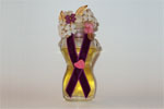 Photo © Les-parfums.info le site Schiaparelli - Shocking - Buste en verre avec broche en plastique Hauteur 11.5 cm