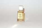 Photo © Les-parfums.info le site Coty - Styx - Etiquette doré bouchon Strié Hauteur 4 cm