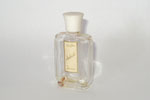 Photo © Les-parfums.info le site Dana - Ambush - Cologne hauteur 6 cm