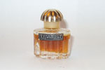 Photo © Les-parfums.info le site Balenciaga - Quadrille - 1/8 fl oz bouchon plastique hauteur 3.9 cm