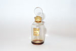 Photo © Les-parfums.info le site Weil - Zibeline - Bouchon emeri Hauteur 5.9 cm