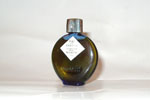 Photo © Les-parfums.info le site Worth - Je Reviens - Eau de parfum bout verre coloré Hauteur 5 cm