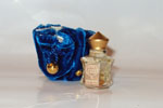 Photo © Les-parfums.info le site Marquay - L'Elu - Bouchon Métal étiquette doré pochette velour bleu