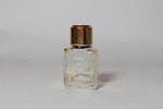 Photo © Les-parfums.info le site Dessès - Celui - bouchon plastique doré Hauteur 2.8 cm