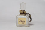 Photo © Les-parfums.info le site Raphael - Plaisir - Flacon du parfum bouchon en verre émerisé Hauteur 5.1 cm