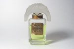 Photo © Les-parfums.info le site Coty - Complice - Flacon du parfum Hauteur 8.7 cm environ