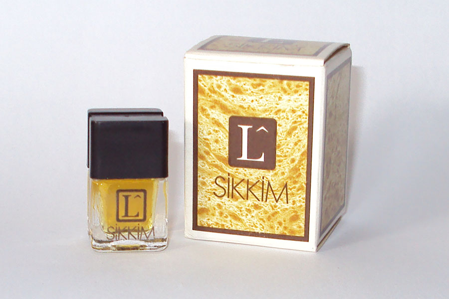 Miniature Sikkim de Lancome Parfum 1 ou 2 ml Hauteur 2.8 cm 