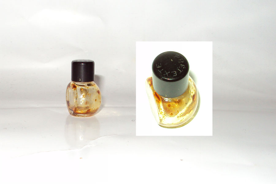 Miniature Pretexte de Lanvin boule tronqué 1 ml vide 