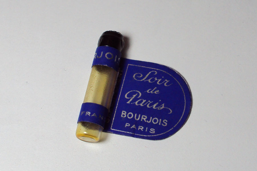 Tube Soir de Paris de Bourjois Tube scellé étiquette bleu 