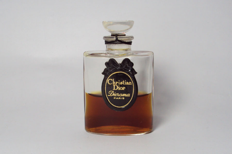 Flacon Diorama de Dior Christian Flacon du parfum bouchon emeri hauteur 5.9 cm 