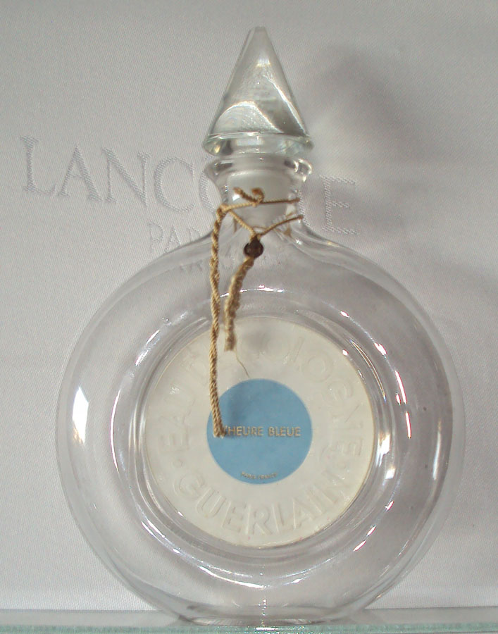 Flacon L'Heure Bleue de Guerlain  Flacon Montre bouchon verre emeri hauteur 24 cm 500 cc 