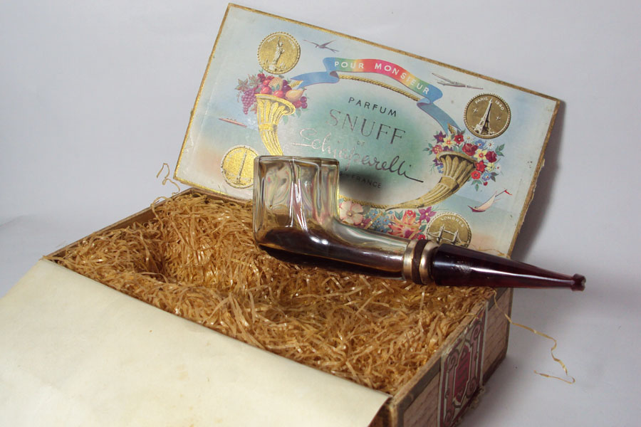 Flacon Snuff de Schiaparelli Pipe en verre bouchon émeri longueur 14 cm environ dans sa boite à cigare  